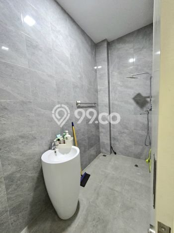 Rumah Luxury Modern Tanpa Renovasi di Bintaro Tangerang Selatan Rumah Luxury Modern Tanpa Renovasi di Bintaro Tangerang Selatan