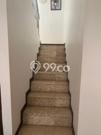 Ready to Use! Luxury House LT 267m2 Desain Elegan di Bintaro Ready to Use! Luxury House LT 267m2 Desain Elegan di Bintaro