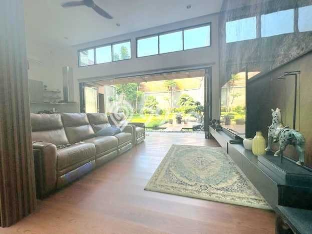Jual Rumah Mewah Megah Dengan View Eksklusif di Bintaro, Tangerang Selatan Jual Rumah Mewah Megah Dengan View Eksklusif di Bintaro, Tangerang Selatan