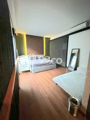 Jual Rumah Mewah Megah Dengan View Eksklusif di Bintaro, Tangerang Selatan Jual Rumah Mewah Megah Dengan View Eksklusif di Bintaro, Tangerang Selatan