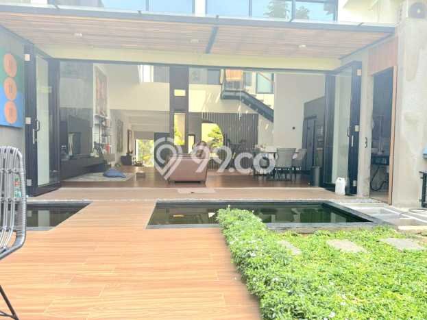 Jual Rumah Mewah Megah Dengan View Eksklusif di Bintaro, Tangerang Selatan Jual Rumah Mewah Megah Dengan View Eksklusif di Bintaro, Tangerang Selatan