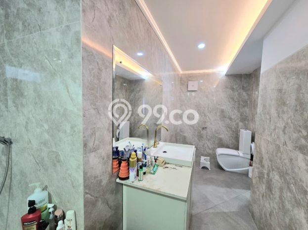Ready to Use! Luxury House LT 354m2 Desain Modern di Bintaro Ready to Use! Luxury House LT 354m2 Desain Modern di Bintaro