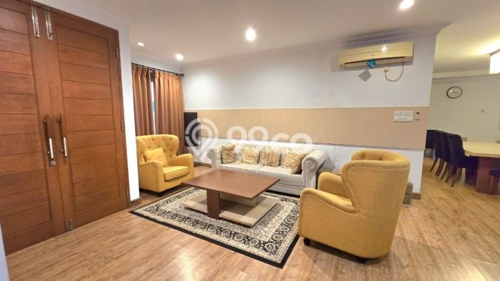 Ready to Use! Luxury House LT 275m2 Desain Elegan di Bintaro Ready to Use! Luxury House LT 275m2 Desain Elegan di Bintaro