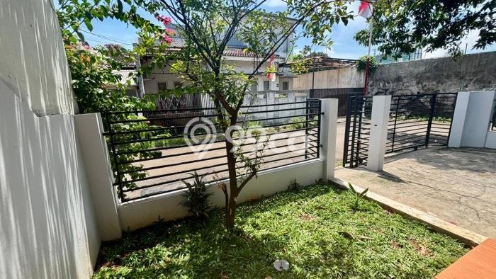 For Sale Hunian Rumah Nyaman 2 Kamar di Bintaro, Tangerang Selatan For Sale Hunian Rumah Nyaman 2 Kamar di Bintaro, Tangerang Selatan