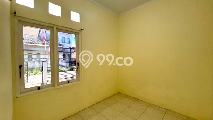 For Sale Hunian Rumah Nyaman 2 Kamar di Bintaro, Tangerang Selatan For Sale Hunian Rumah Nyaman 2 Kamar di Bintaro, Tangerang Selatan