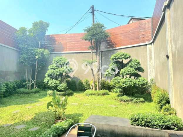 Jual Rumah Mewah Megah Dengan View Eksklusif di Bintaro, Tangerang Selatan Jual Rumah Mewah Megah Dengan View Eksklusif di Bintaro, Tangerang Selatan