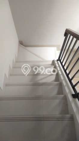 For Sale Rumah 3 Kamar Lokasi Strategis Nyaman dan Strategis di Serpong Utara For Sale Rumah 3 Kamar Lokasi Strategis Nyaman dan Strategis di Serpong Utara