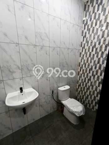 Siap Huni Hunian Elit 4 Kamar di BSD Dekat ke Mana Pun Siap Huni Hunian Elit 4 Kamar di BSD Dekat ke Mana Pun
