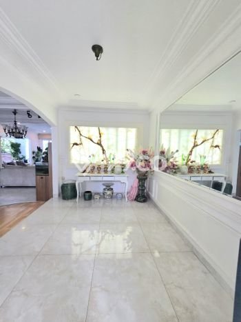 Ready to Use! Luxury House LT 354m2 Desain Modern di Bintaro Ready to Use! Luxury House LT 354m2 Desain Modern di Bintaro