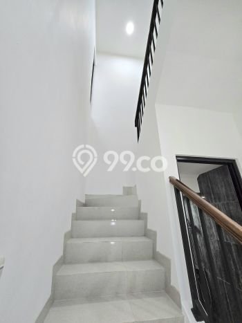 GOOD DEAL! Rumah Premium area Graha Raya, Luas 60m² LB 86m² GOOD DEAL! Rumah Premium area Graha Raya, Luas 60m² LB 86m²