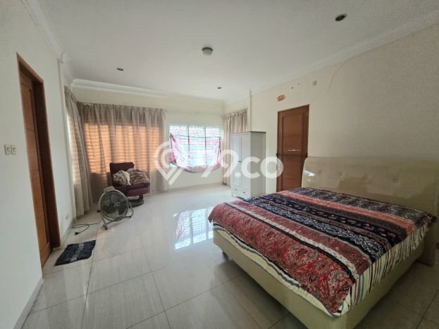 Rumah Elit Modern Tanpa Renovasi di Bintaro Tangerang Selatan Rumah Elit Modern Tanpa Renovasi di Bintaro Tangerang Selatan