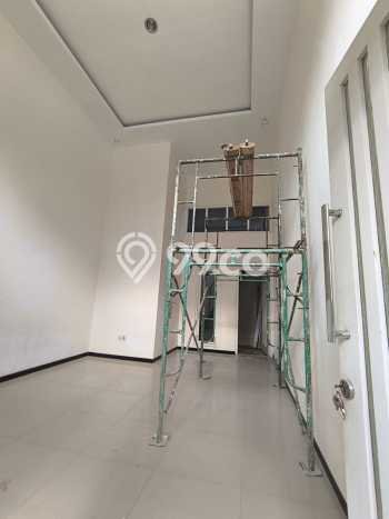 Dijual Kost di Lowokwaru, Malang, 16 KT, 17 KM, Luas 300m2 Dijual Kost di Lowokwaru, Malang, 16 KT, 17 KM, Luas 300m2