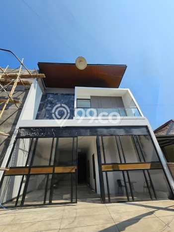 Dijual Segera Kost 0 Kamar, 19 Kamar Mandi di Lowokwaru, Malang, Luas 300m2 Dijual Segera Kost 0 Kamar, 19 Kamar Mandi di Lowokwaru, Malang, Luas 300m2