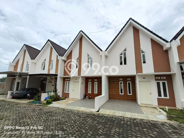 Bisnis Menjanjikan! Vila Kawasan Karangploso, Ukuran 66m2m², Akses Mudah Fasilitas Umum Bisnis Menjanjikan! Vila Kawasan Karangploso, Ukuran 66m2m², Akses Mudah Fasilitas Umum