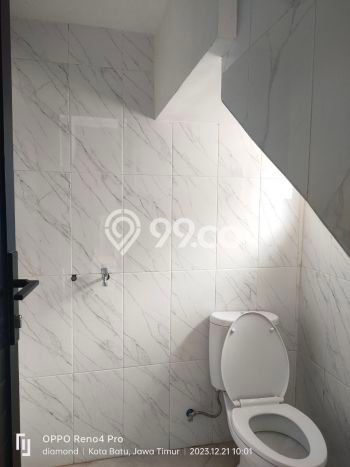 Hunian Cantik Modern Lb 100m2 di Batu, Batu Hunian Cantik Modern Lb 100m2 di Batu, Batu