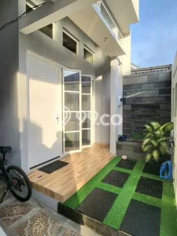 Jual Rumah Bagus Siap Huni LB 100m2 di Pakis, Malang Jual Rumah Bagus Siap Huni LB 100m2 di Pakis, Malang