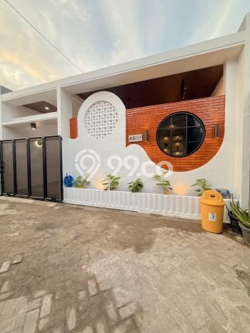 Rumah Strategis Modern Lb 103m2 di Sukun, Malang Rumah Strategis Modern Lb 103m2 di Sukun, Malang