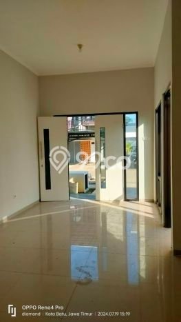 Rumah Modern 2 KT di Batu Malang Full Furnished Rumah Modern 2 KT di Batu Malang Full Furnished