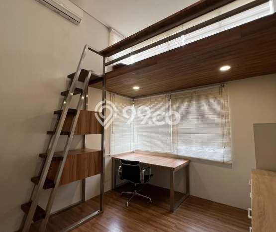Rumah Strategis di , Bandung, LT 198m2m² Bangunan 156m2m² - HARGA NEGO! Rumah Strategis di , Bandung, LT 198m2m² Bangunan 156m2m² - HARGA NEGO!