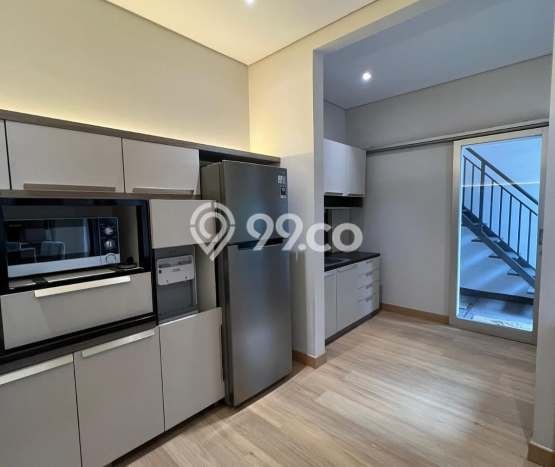 Rumah Strategis di , Bandung, LT 198m2m² Bangunan 156m2m² - HARGA NEGO! Rumah Strategis di , Bandung, LT 198m2m² Bangunan 156m2m² - HARGA NEGO!