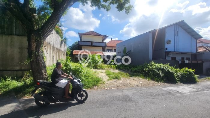 Tanah Komersial Kawasan Seminyak, Luas 200m², Akses Mudah Tanah Komersial Kawasan Seminyak, Luas 200m², Akses Mudah