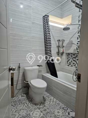 Jual Rumah Luas Elegan Dengan View Cantik di Bintaro, Tangerang Selatan Jual Rumah Luas Elegan Dengan View Cantik di Bintaro, Tangerang Selatan