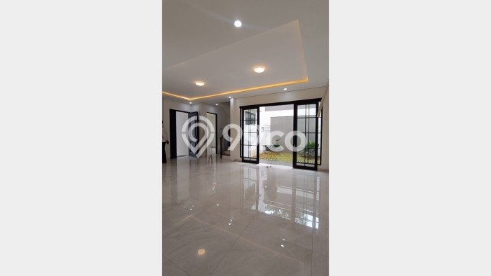 Rumah Mewah LB 230m2 Siap Pakai Desain Elegan di Sektor 9-Bintaro, Tangerang Selatan Rumah Mewah LB 230m2 Siap Pakai Desain Elegan di Sektor 9-Bintaro, Tangerang Selatan