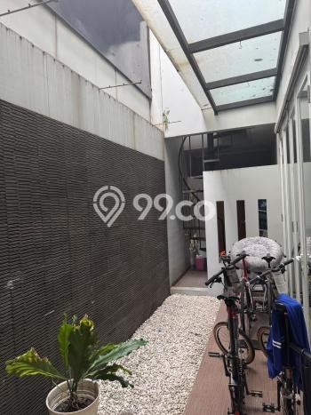 Ready to Use! Luxury House LT 144m2 Desain Modern di Sektor 9-Bintaro Ready to Use! Luxury House LT 144m2 Desain Modern di Sektor 9-Bintaro