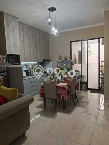 For Sale! Luxury House LT 129m2 Desain Elegan di Graha Raya Bintaro For Sale! Luxury House LT 129m2 Desain Elegan di Graha Raya Bintaro
