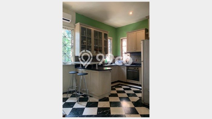 Rumah Elit LB 285m2 Siap Pakai Desain Elegan di Sektor 9-Bintaro, Tangerang Selatan Rumah Elit LB 285m2 Siap Pakai Desain Elegan di Sektor 9-Bintaro, Tangerang Selatan