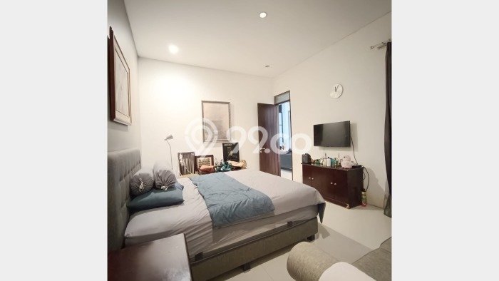 For Sale! Luxury House LT 203m2 Desain Modern di Sektor 9-Bintaro For Sale! Luxury House LT 203m2 Desain Modern di Sektor 9-Bintaro