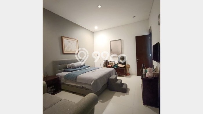 For Sale! Luxury House LT 203m2 Desain Modern di Sektor 9-Bintaro For Sale! Luxury House LT 203m2 Desain Modern di Sektor 9-Bintaro
