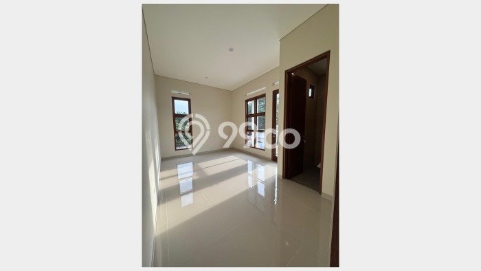 Rumah Luas Asri 3 KT Siap Huni di Graha Raya Bintaro Tangerang Selatan Rumah Luas Asri 3 KT Siap Huni di Graha Raya Bintaro Tangerang Selatan