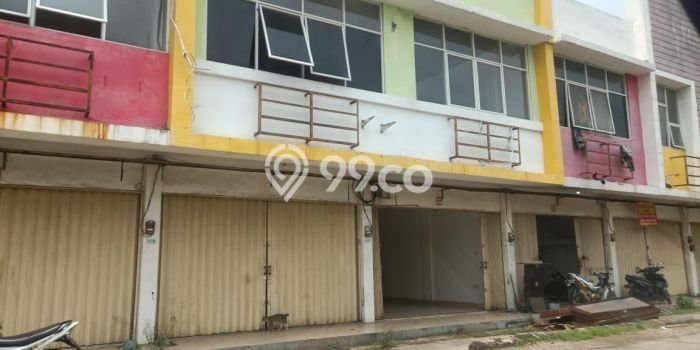 Ruko Strategis di , Luas 90m2m², Mainroad, Tingkat Keramaian Tinggi Ruko Strategis di , Luas 90m2m², Mainroad, Tingkat Keramaian Tinggi