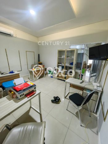 Ruko Dijual di Jakarta Selatan LT 78m2 & LB 218m2 Lokasi Terbaik! Ruko Dijual di Jakarta Selatan LT 78m2 & LB 218m2 Lokasi Terbaik!