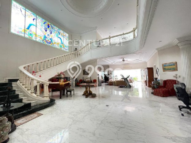 Siap Huni Rumah Mewah 5 Kamar di Menteng Dekat ke Mana Saja Siap Huni Rumah Mewah 5 Kamar di Menteng Dekat ke Mana Saja