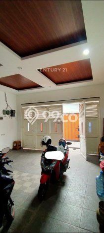 Jual Rumah Eksklusif 4 KT di Cipedak, Jakarta Selatan Jual Rumah Eksklusif 4 KT di Cipedak, Jakarta Selatan