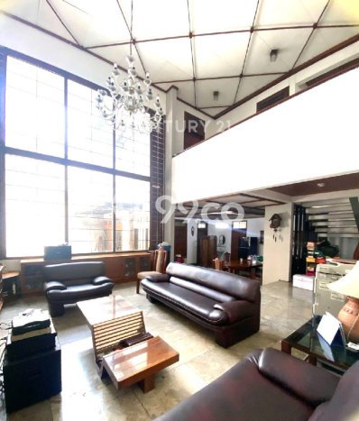 For Sale! Luxury House LT 404m2 Desain Elegan di Pondok Indah For Sale! Luxury House LT 404m2 Desain Elegan di Pondok Indah