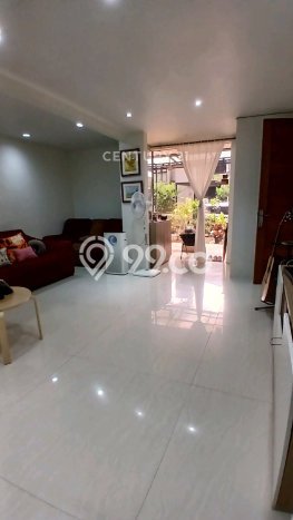 Rumah Mewah Dijual LT 151m2 di Pesanggrahan, Jakarta Selatan Rumah Mewah Dijual LT 151m2 di Pesanggrahan, Jakarta Selatan