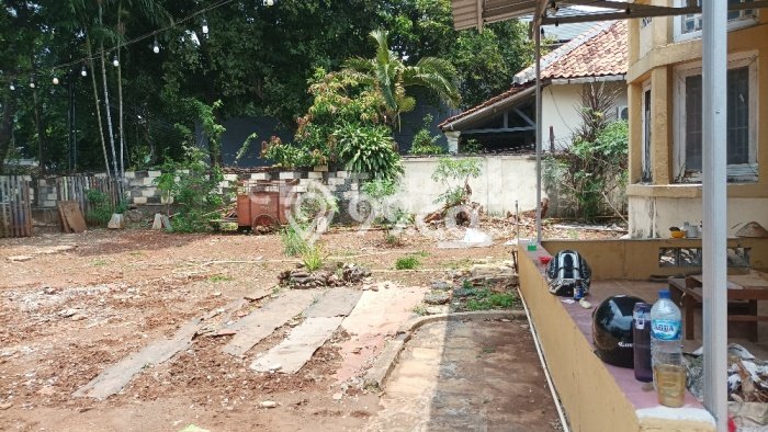 Best Deal Hunian Mewah Ideal dan Luas di Menteng, Jakarta Pusat Best Deal Hunian Mewah Ideal dan Luas di Menteng, Jakarta Pusat