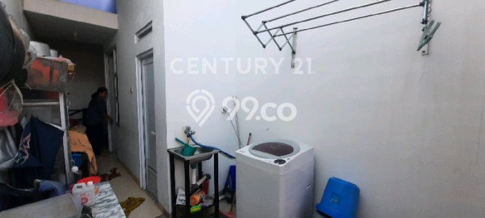 Jual Rumah Eksklusif 4 KT di Cipedak, Jakarta Selatan Jual Rumah Eksklusif 4 KT di Cipedak, Jakarta Selatan