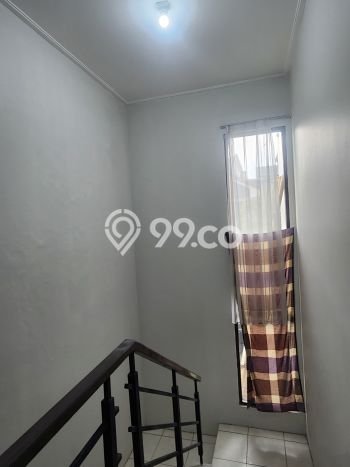 Rumah Sewa Tangerang LT 180m2 LB 200m2 Kawasan Gading Serpong Serenade Lake Rumah Sewa Tangerang LT 180m2 LB 200m2 Kawasan Gading Serpong Serenade Lake