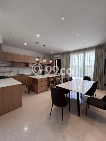 Disewakan! Rumah 4 Kamar Tidur &
4 Kamar Mandi di BSD City, Tangerang Disewakan! Rumah 4 Kamar Tidur &
4 Kamar Mandi di BSD City, Tangerang