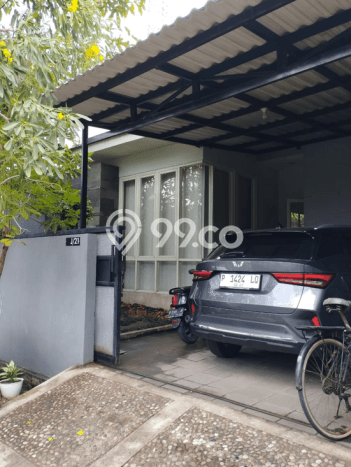 Rumah Strategis Modern Lb 150m2 di Waru, Sidoarjo Rumah Strategis Modern Lb 150m2 di Waru, Sidoarjo
