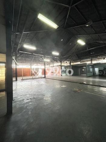 Kantor untuk Disewa di Pusat Jakarta Selatan Luas Bangunan 992m2 Kantor untuk Disewa di Pusat Jakarta Selatan Luas Bangunan 992m2