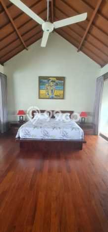 Rumah Siap Pakai area Nusa Dua, Badung, LT 475m2m² LB 360m2m² Rumah Siap Pakai area Nusa Dua, Badung, LT 475m2m² LB 360m2m²