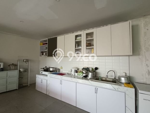 Hunian Modern dengan LT 1500m2 & LB 600m2 Dikontrakkan di Kerobokan Hunian Modern dengan LT 1500m2 & LB 600m2 Dikontrakkan di Kerobokan