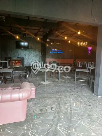 Disewakan Komersial Premium di , Luas 196m2m², Area Komersial, Jalan Mudah Disewakan Komersial Premium di , Luas 196m2m², Area Komersial, Jalan Mudah