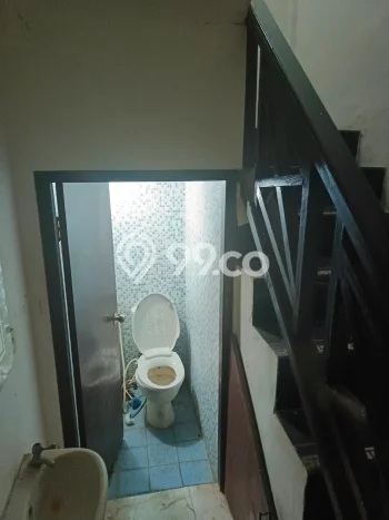 For Rent Ruko Kawasan Strategis Kawasan Kuta, Luas 180m2m², Siap Usaha For Rent Ruko Kawasan Strategis Kawasan Kuta, Luas 180m2m², Siap Usaha