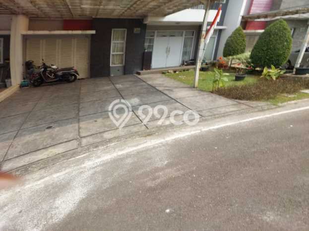 Dijual Rumah Premium dengan Fasilitas Sekitar Komplit di Cipondoh, Tangerang Dijual Rumah Premium dengan Fasilitas Sekitar Komplit di Cipondoh, Tangerang